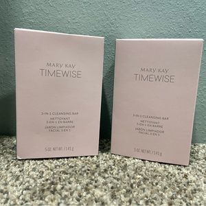 Mary Kay Cleansing Bar with Soap Dish